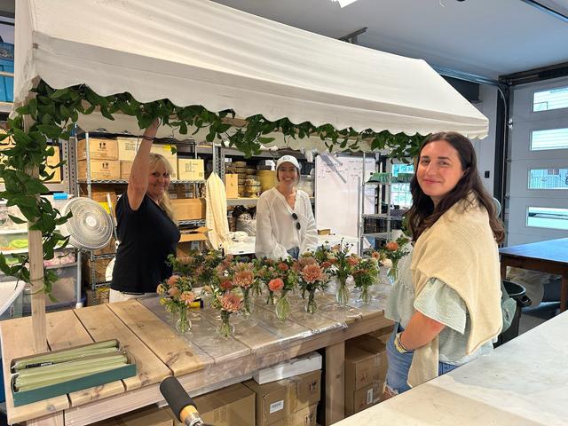Country Gardeners Florist - 4