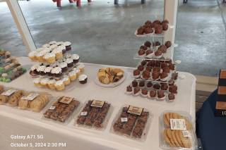 Donna's Dream Cakes - 3