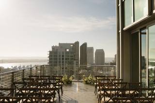 The Ultimate Skybox At Diamond View Tower - 6
