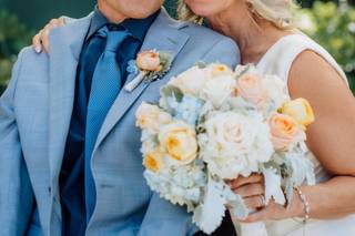 Luxury Floral Designs by Karla's Kreations - 21