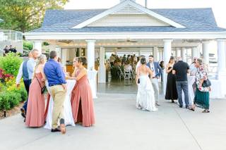 Bay Pointe Inn - 26