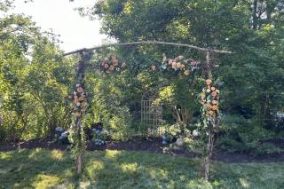 Maple & Mum Floral Designs - 31