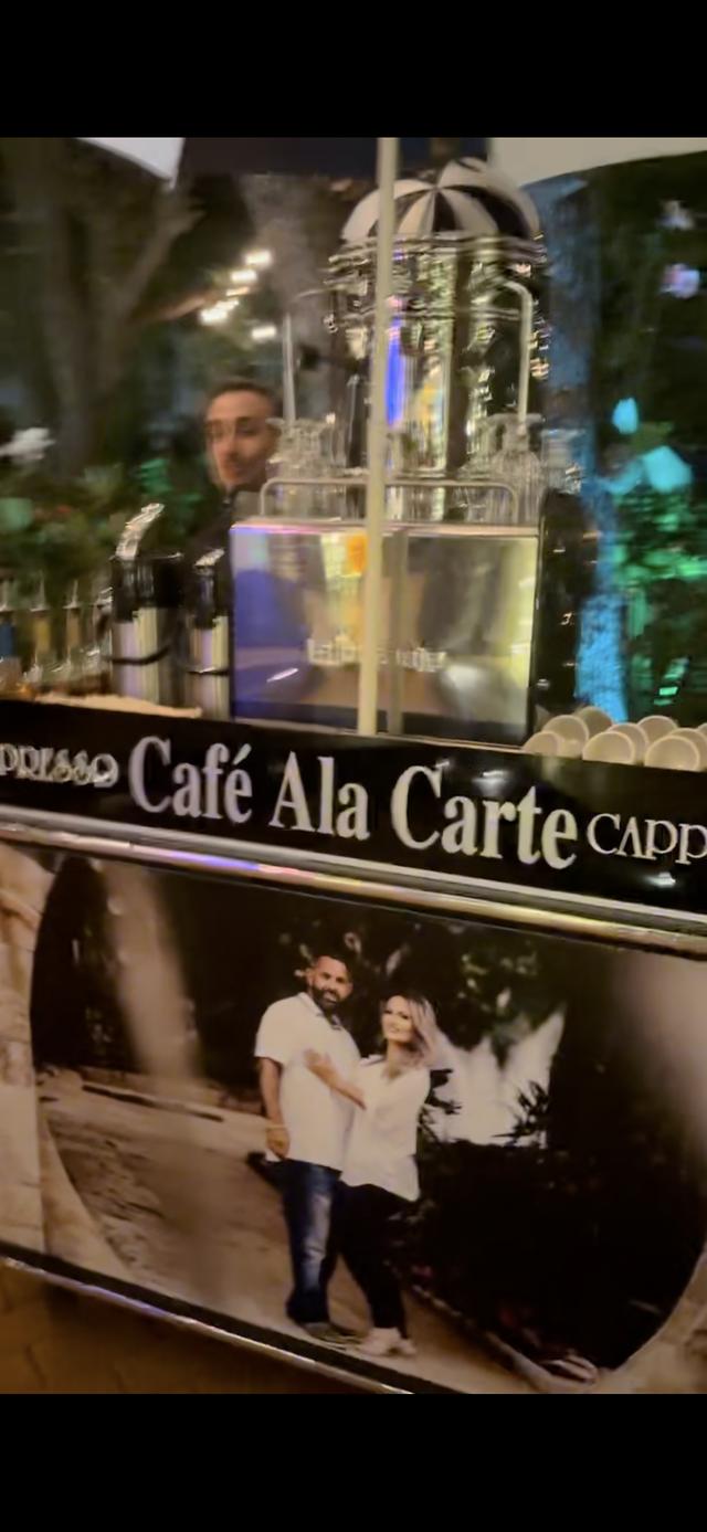 Café Ala Carte - 2