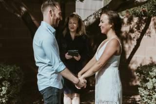 Seal It With A Kiss Ceremonies - 11