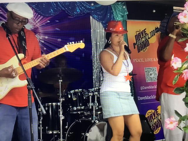 Dave Macklin Band - 4