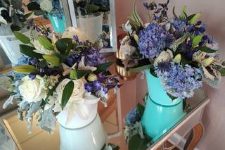 Fluttering Flowers - 57