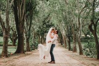 Hand & Heart Photography - 12
