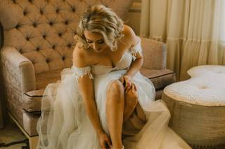 Lilly’s Bridal Hair and Makeup - 5