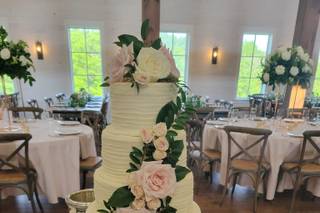 Classic Cakes - 13