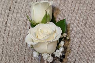 Dream Designs Florist and Wedding Boutique - 9