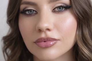 Makeupbydzera LLC - 5