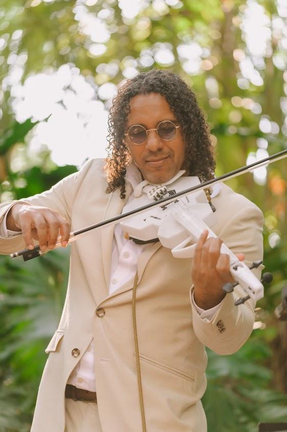 Chris Barbosa Music - 2