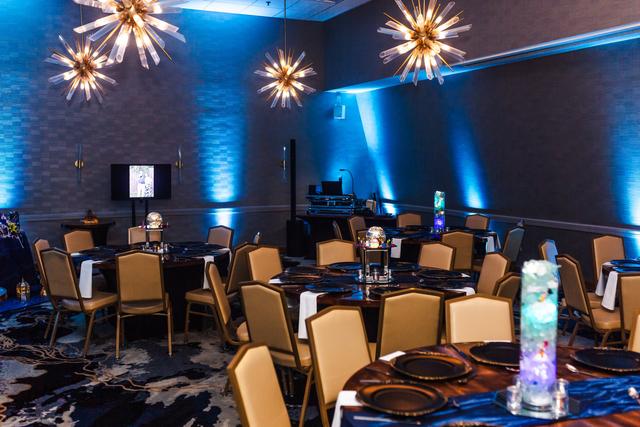 DoubleTree by Hilton Tampa Rocky Point Waterfront - 3