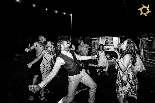 Guty & Simone - the Italian wedding musicians and Djs - 1