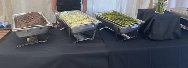 Bilyeus grill on wheels - 1