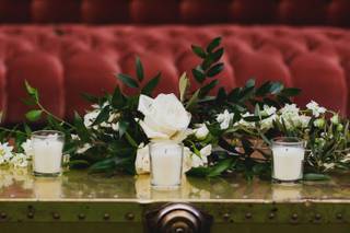 Mi Vintage - Farm Tables & Lounge Rentals - 89
