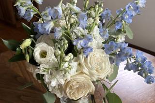 Backyard Garden Florist - 6