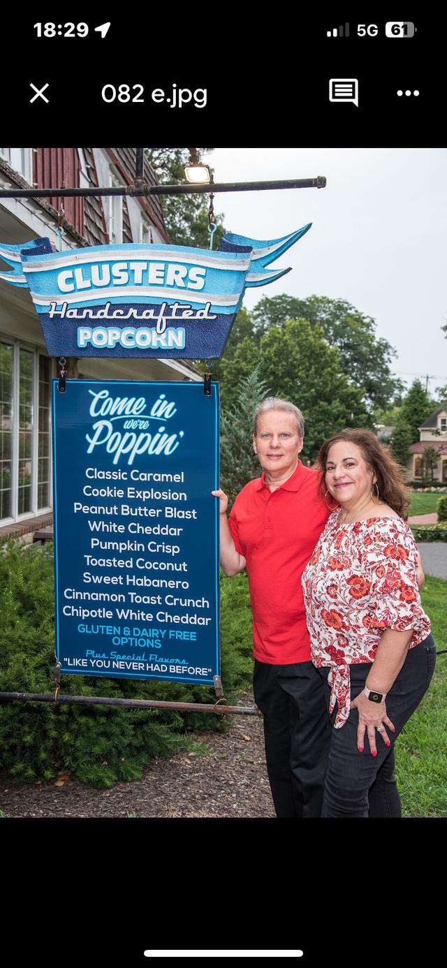 Clusters Handcrafted Popcorn - 2