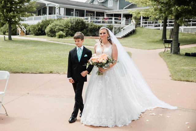 Michelle's Bridal and Tuxedo - 1