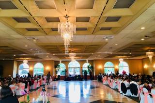 The Italian American Banquet Center of Livonia - 31