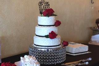The Flying Pig Bakery & Custom Cakes - 22