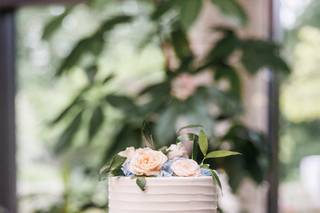 Edibles Incredible Desserts - 6