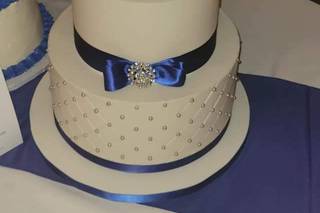 La Creme Wedding Cakes - 16