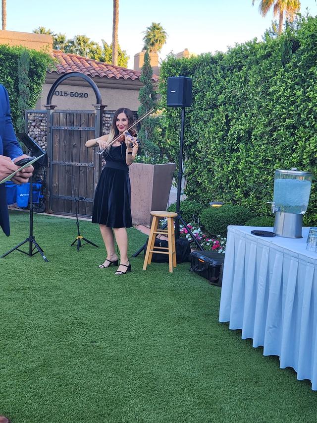 Selin Eskandarian Violinist - 2