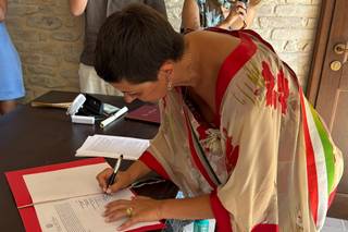 Paola Orazi Independent Celebrant - 10
