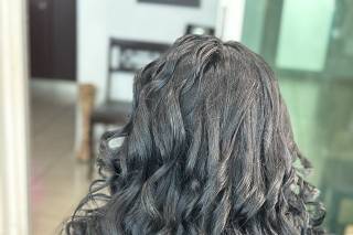 Lizzie Ibarra Hair & Airbrush Make-up Artist - 7
