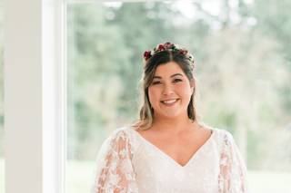 Classy Pearls & Curls Hair & Makeup - 17