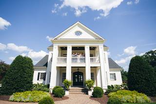 Donovan Manor - 8