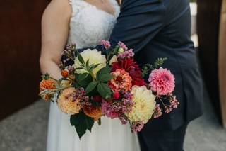Goldenrod Floral Design - 106