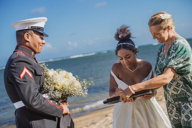 Memorable Hawaii Weddings - 1