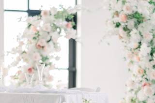 Lily Ever After: Floral Arch Rentals - 5