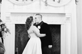 Uniquely Yours Weddings and Events - 1