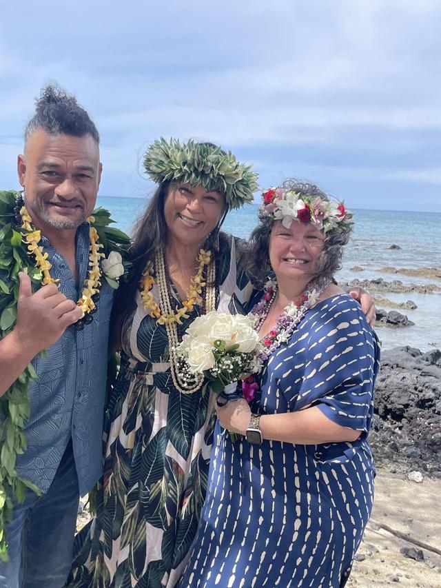 Hawaiian Style Beach Weddings with ALOHA - 2