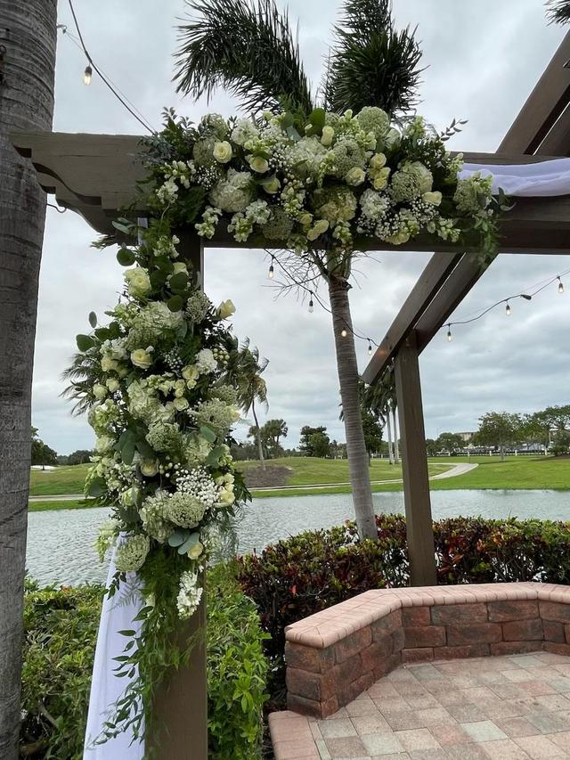 De La Flor Gardens - 2