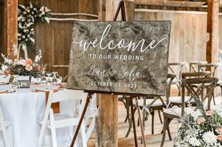 Bear Mountain Inn + Barn - 39