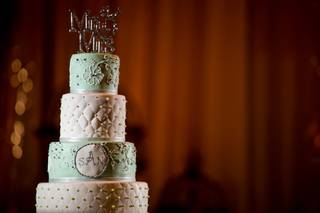 Raksha's Custom Cakes - 9