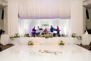 Kish Events & Decor - 16