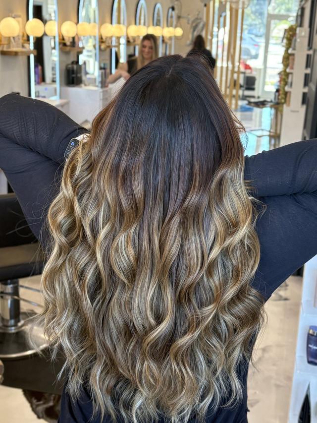 Sharmaines Salon and Day Spa - 4