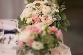 Wedding Flowers by Robyn at Rohsler's Allendale Nursery & Florist - 20