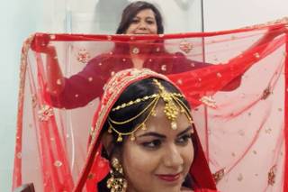 Shruti's Bridal Salon - 14
