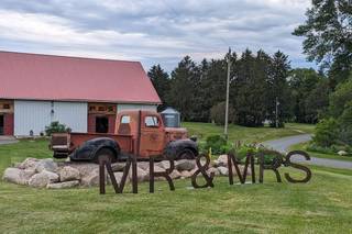 Croix-View Farm - 10