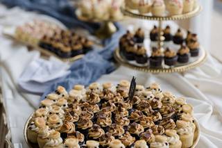 Frosted Swirl Cupcakes - 7