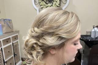 Bridal Beauty by Ariel Daniels | On location - 9