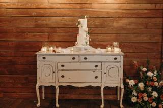 Pretty Little Vintage Co. - 13