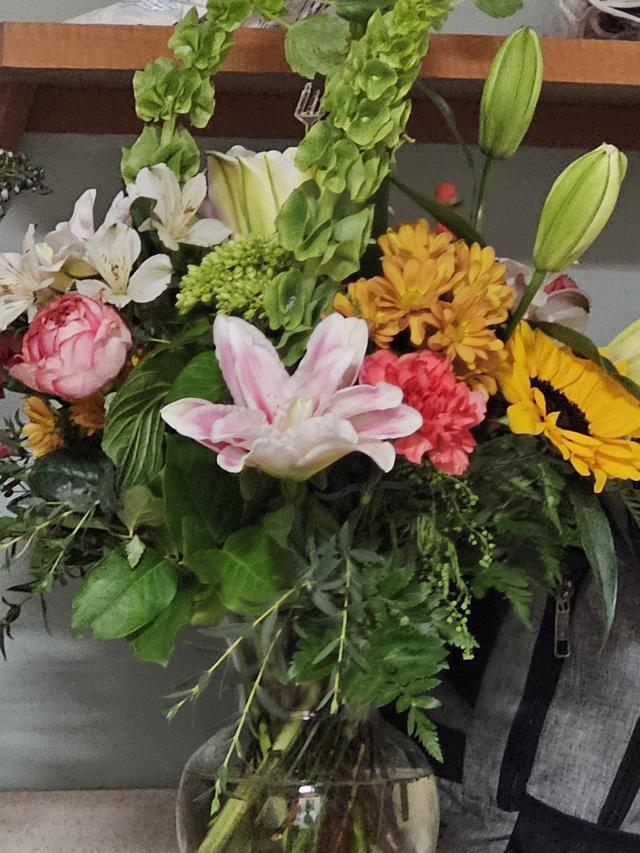 Bay Bouquet - 1