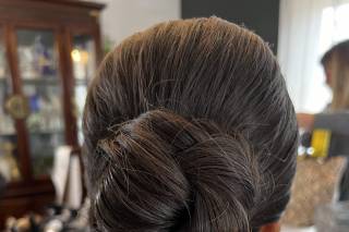 Behind the Bride - 35